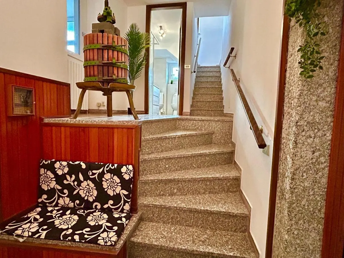 New Duplex With Lake View, 2 Terraces Nesso 0*,  Włochy